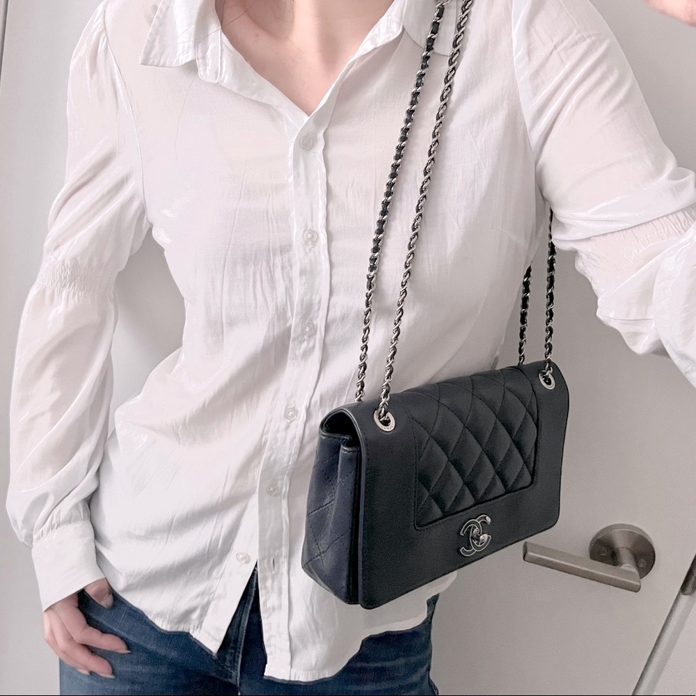 Chanel Classic Mademoiselle Chic Dark Navy Quilted Leather Double Flap Bag